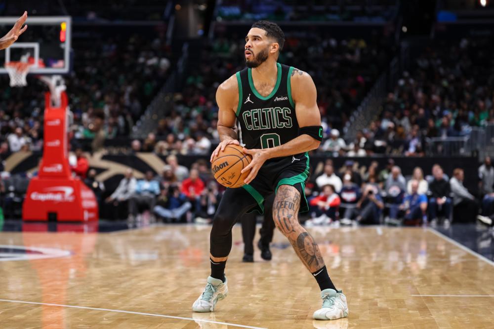 伊萨克出现 伊萨克出现