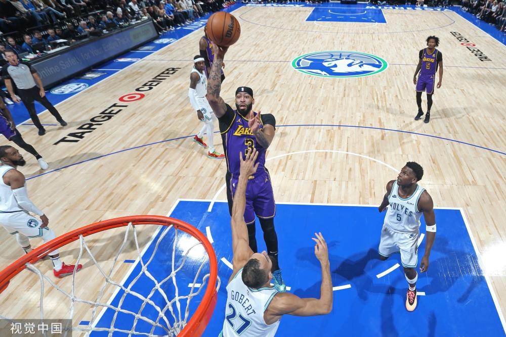 更是对球员 更是对球员