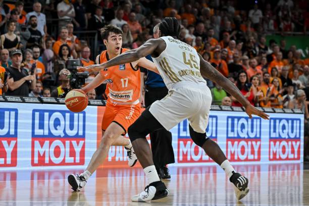 创造了进一 创造了进一